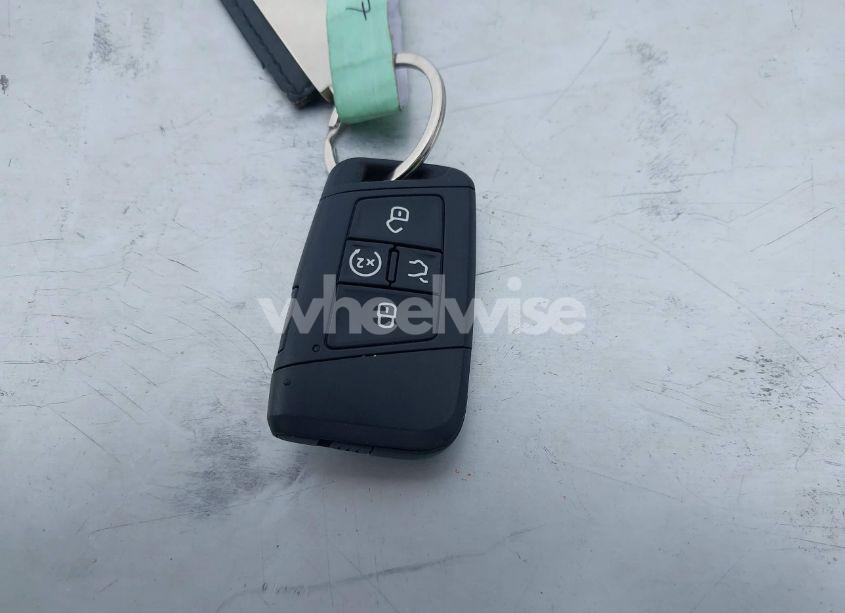 Photo 11 of 2022 Volkswagen Tiguan 2.0T SE (VIN 3VV3B7AX6NM082883)