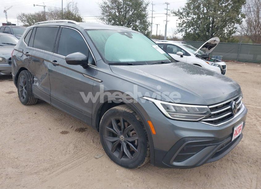 2022 Volkswagen Tiguan 2.0T SE (VIN 3VV3B7AX6NM138286) main photo