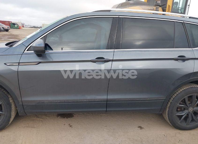 Photo 14 of 2022 Volkswagen Tiguan 2.0T SE (VIN 3VV3B7AX6NM138286)