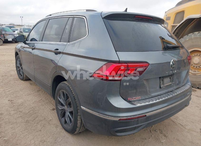 Photo 3 of 2022 Volkswagen Tiguan 2.0T SE (VIN 3VV3B7AX6NM138286)