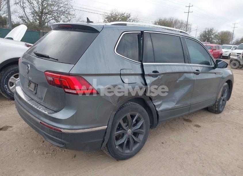 Photo 4 of 2022 Volkswagen Tiguan 2.0T SE (VIN 3VV3B7AX6NM138286)