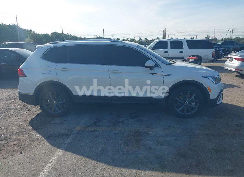 Photo 13 of 2023 Volkswagen Tiguan 2.0T SE (VIN 3VV3B7AX6PM105842)