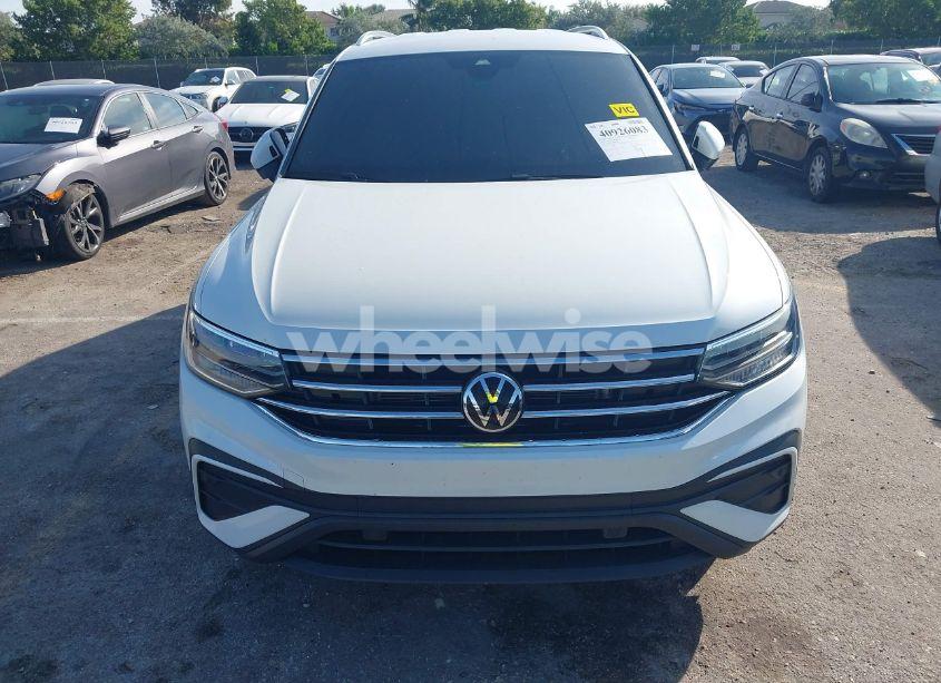Photo 6 of 2023 Volkswagen Tiguan 2.0T SE (VIN 3VV3B7AX6PM105842)