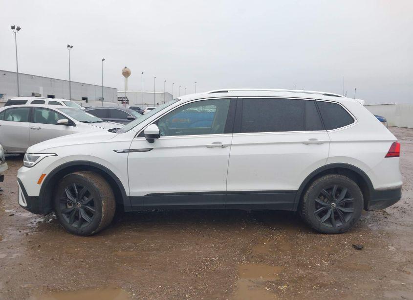 Photo 14 of 2024 Volkswagen Tiguan 2.0T SE/WOLFSBURG EDITION (VIN 3VV3B7AX6RM045575)