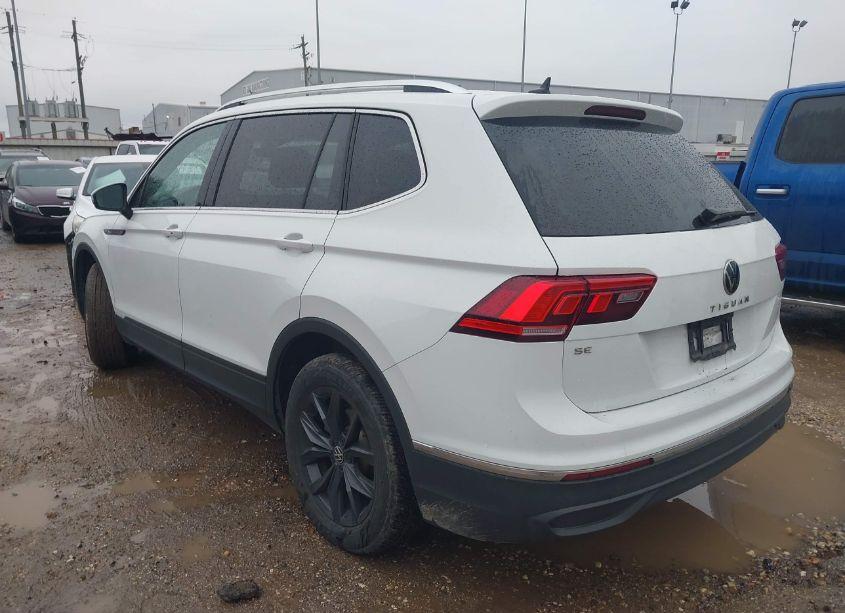 Photo 3 of 2024 Volkswagen Tiguan 2.0T SE/WOLFSBURG EDITION (VIN 3VV3B7AX6RM045575)