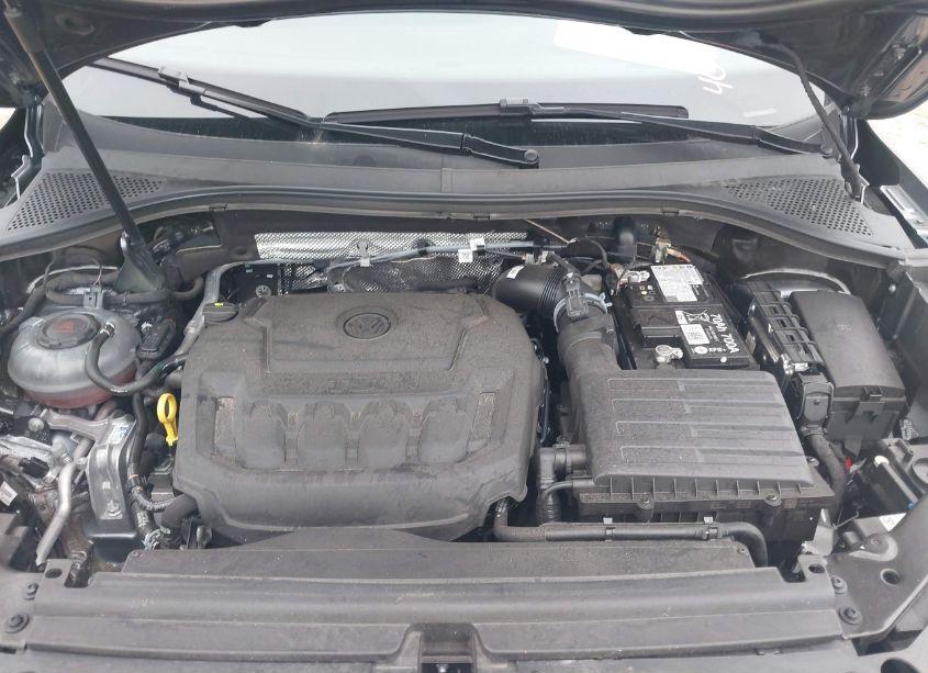Photo 10 of 2024 Volkswagen Tiguan 2.0T SE/WOLFSBURG EDITION (VIN 3VV3B7AX6RM127519)