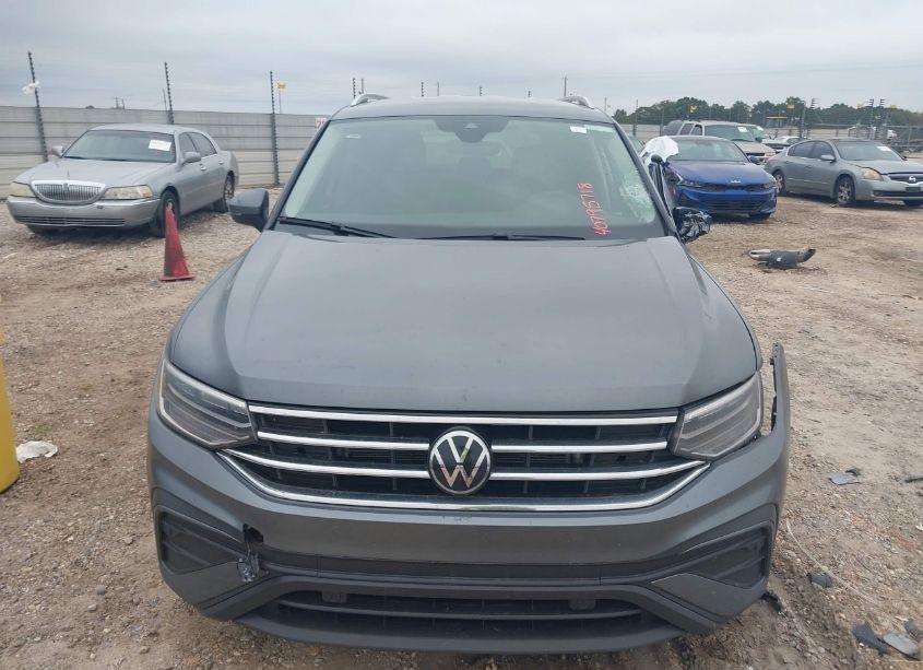 Photo 12 of 2024 Volkswagen Tiguan 2.0T SE/WOLFSBURG EDITION (VIN 3VV3B7AX6RM127519)