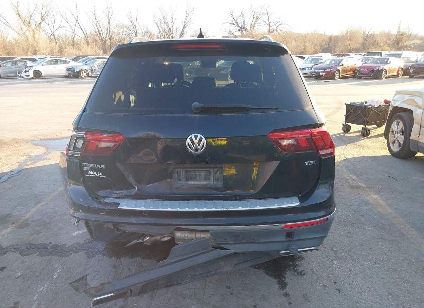 Photo 16 of 2018 Volkswagen Tiguan 2.0T SE/2.0T SEL (VIN 3VV3B7AX7JM024386)