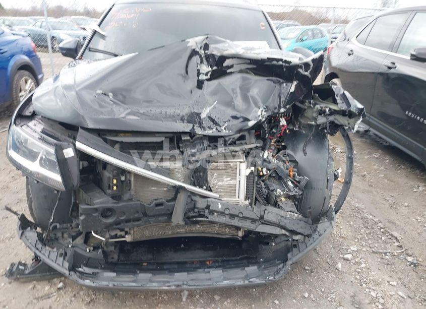 Photo 12 of 2018 Volkswagen Tiguan 2.0T SE/2.0T SEL (VIN 3VV3B7AX7JM154488)