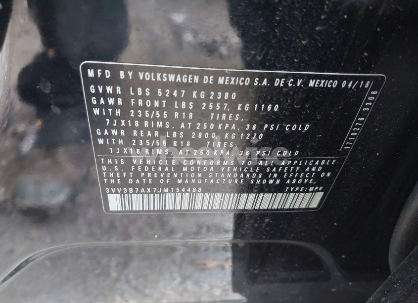 Photo 9 of 2018 Volkswagen Tiguan 2.0T SE/2.0T SEL (VIN 3VV3B7AX7JM154488)