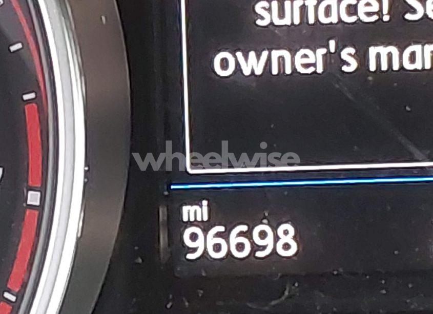 Photo 15 of 2018 Volkswagen Tiguan 2.0T SE/2.0T SEL (VIN 3VV3B7AX7JM195624)