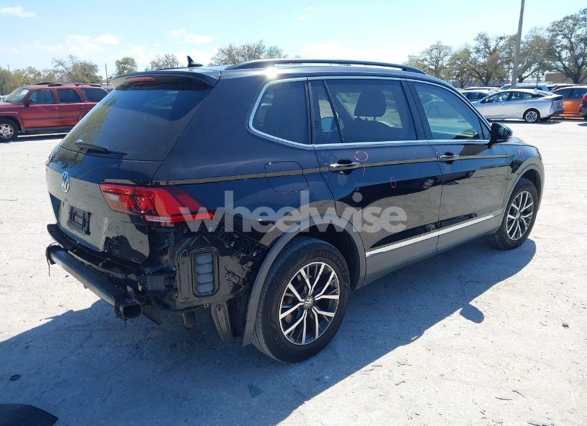 Photo 4 of 2020 Volkswagen Tiguan 2.0T SE/2.0T SE R-LINE BLACK/2.0T SEL (VIN 3VV3B7AX7LM086048)
