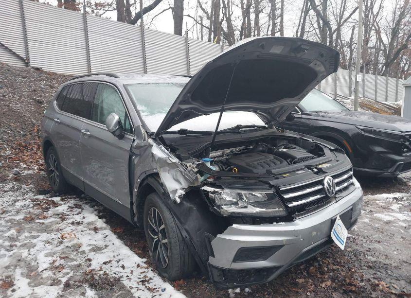 Photo 6 of 2021 Volkswagen Tiguan 2.0T SE/2.0T SE R-LINE BLACK/2.0T SEL (VIN 3VV3B7AX7MM065881)