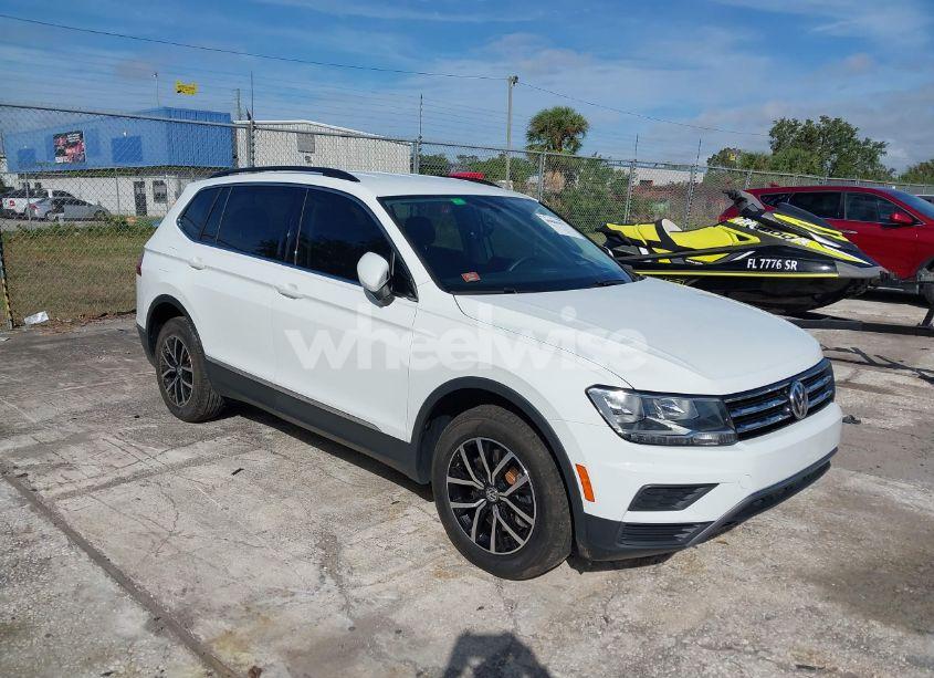 2021 Volkswagen Tiguan 2.0T SE/2.0T SE R-LINE BLACK/2.0T SEL (VIN 3VV3B7AX7MM084026) main photo