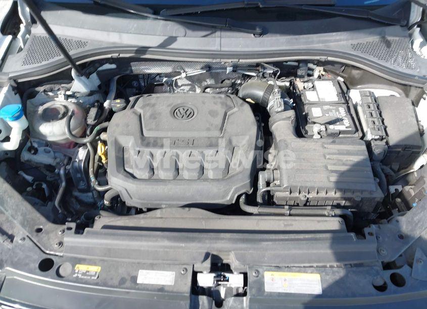 Photo 10 of 2021 Volkswagen Tiguan 2.0T SE/2.0T SE R-LINE BLACK/2.0T SEL (VIN 3VV3B7AX7MM084026)