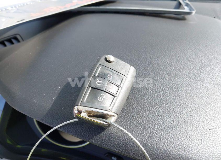 Photo 11 of 2021 Volkswagen Tiguan 2.0T SE/2.0T SE R-LINE BLACK/2.0T SEL (VIN 3VV3B7AX7MM084026)