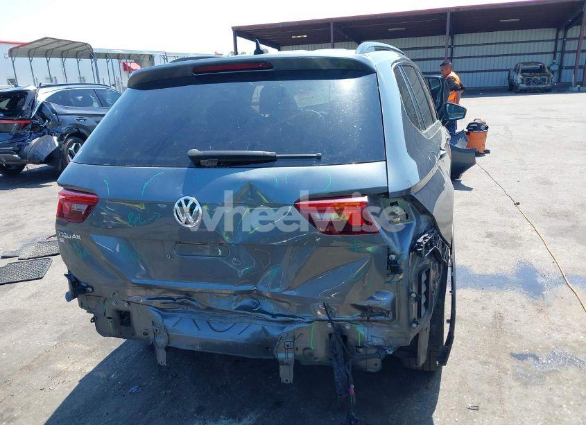 Photo 6 of 2021 Volkswagen Tiguan 2.0T SE/2.0T SE R-LINE BLACK/2.0T SEL (VIN 3VV3B7AX7MM113248)