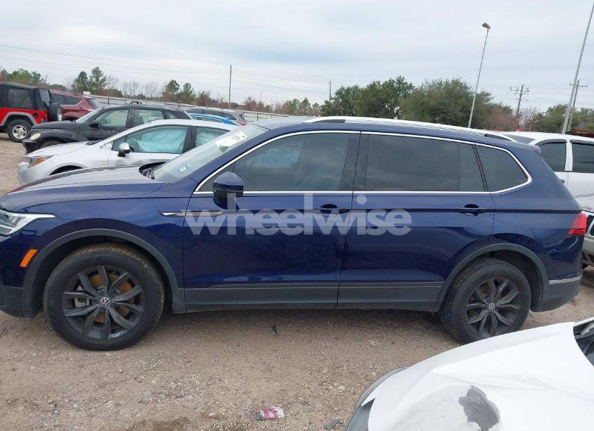 Photo 14 of 2022 Volkswagen Tiguan 2.0T SE (VIN 3VV3B7AX7NM139656)