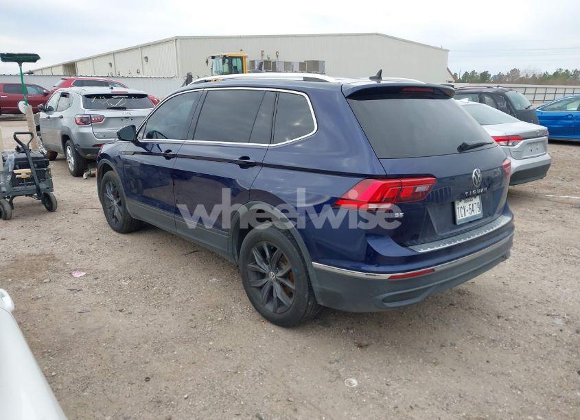 Photo 3 of 2022 Volkswagen Tiguan 2.0T SE (VIN 3VV3B7AX7NM139656)