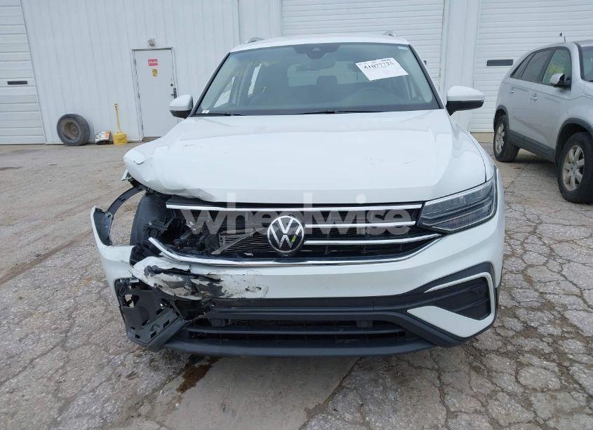 Photo 12 of 2022 Volkswagen Tiguan 2.0T SE (VIN 3VV3B7AX7NM172639)