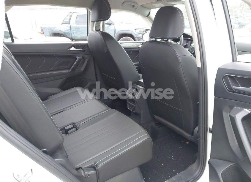 Photo 8 of 2022 Volkswagen Tiguan 2.0T SE (VIN 3VV3B7AX7NM172639)