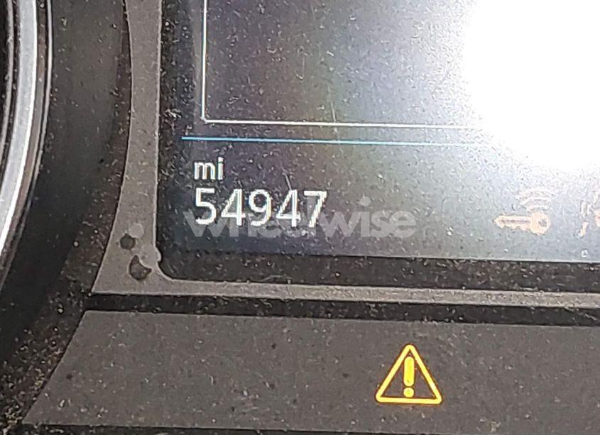 Photo 16 of 2018 Volkswagen Tiguan 2.0T SE/2.0T SEL (VIN 3VV3B7AX8JM016300)