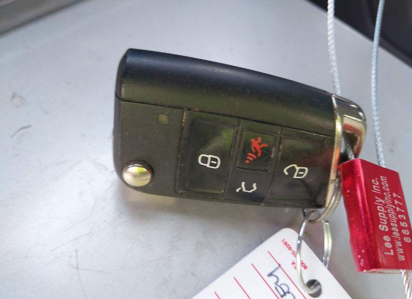 Photo 11 of 2019 Volkswagen Tiguan 2.0T SE/2.0T SEL/2.0T SEL R-LINE/2.0T SEL R-LINE BLACK (VIN 3VV3B7AX8KM007369)