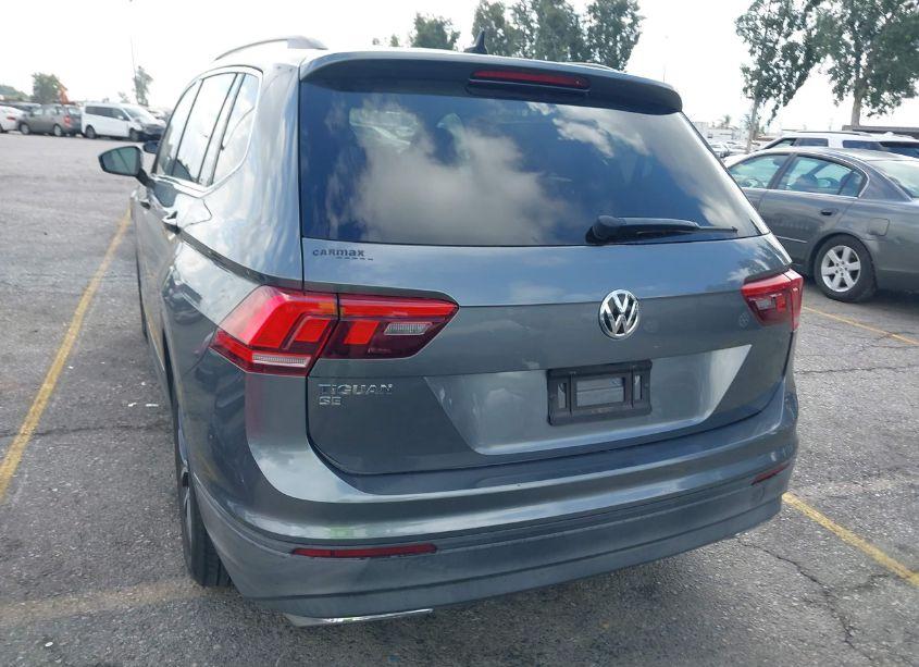 Photo 17 of 2019 Volkswagen Tiguan 2.0T SE/2.0T SEL/2.0T SEL R-LINE/2.0T SEL R-LINE BLACK (VIN 3VV3B7AX8KM007369)