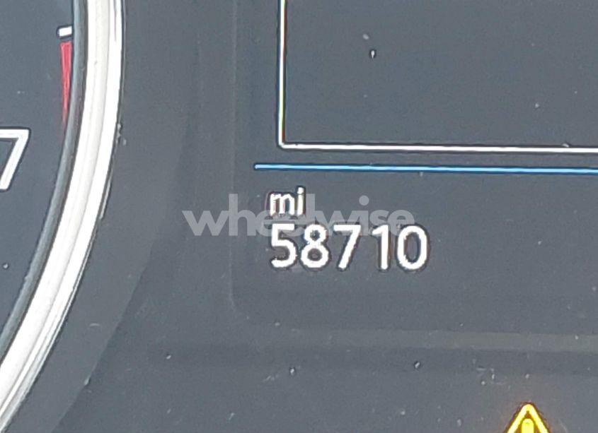 Photo 15 of 2019 Volkswagen Tiguan 2.0T SE/2.0T SEL/2.0T SEL R-LINE/2.0T SEL R-LINE BLACK (VIN 3VV3B7AX8KM064509)