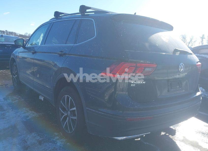 Photo 3 of 2019 Volkswagen Tiguan 2.0T SE/2.0T SEL/2.0T SEL R-LINE/2.0T SEL R-LINE BLACK (VIN 3VV3B7AX8KM064509)