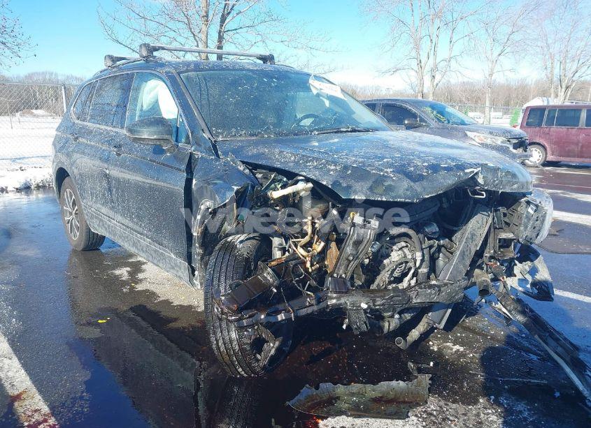 Photo 6 of 2019 Volkswagen Tiguan 2.0T SE/2.0T SEL/2.0T SEL R-LINE/2.0T SEL R-LINE BLACK (VIN 3VV3B7AX8KM064509)