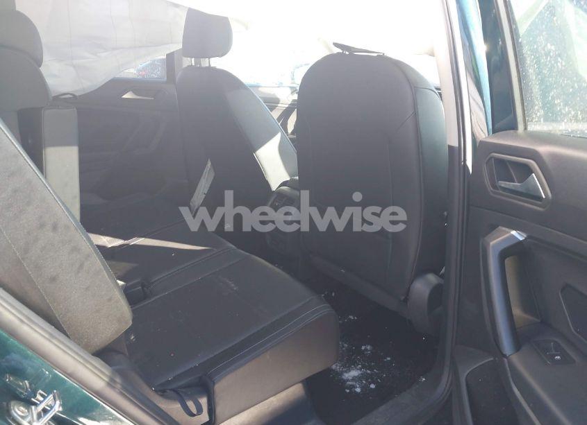 Photo 8 of 2019 Volkswagen Tiguan 2.0T SE/2.0T SEL/2.0T SEL R-LINE/2.0T SEL R-LINE BLACK (VIN 3VV3B7AX8KM064509)