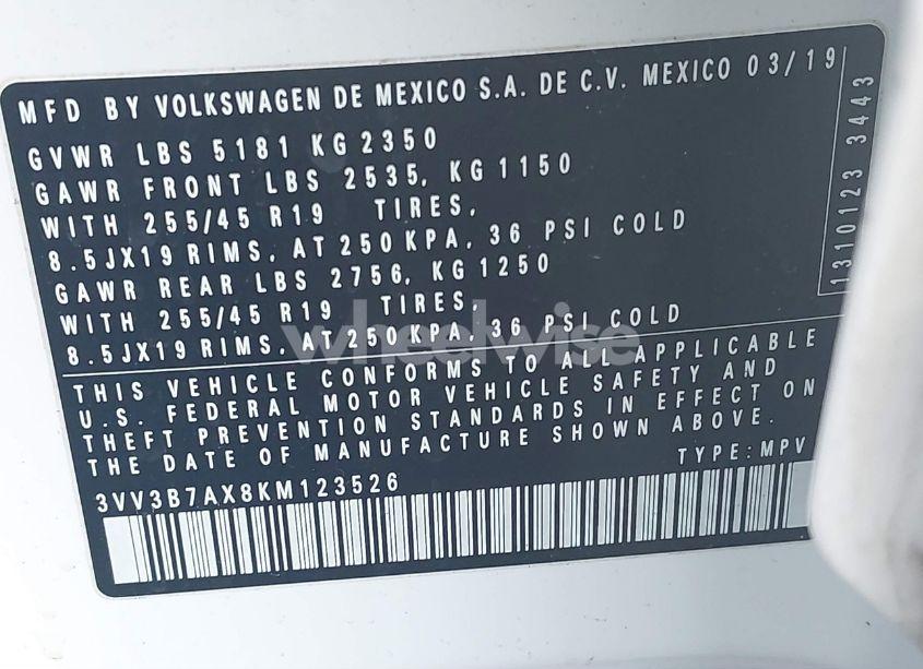 Photo 9 of 2019 Volkswagen Tiguan 2.0T SE/2.0T SEL/2.0T SEL R-LINE/2.0T SEL R-LINE BLACK (VIN 3VV3B7AX8KM123526)