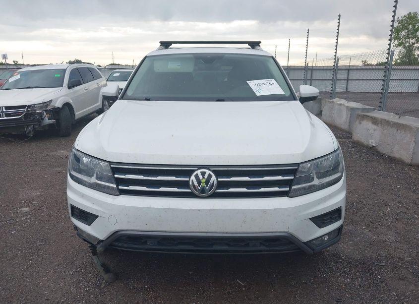 Photo 13 of 2020 Volkswagen Tiguan 2.0T SE/2.0T SE R-LINE BLACK/2.0T SEL (VIN 3VV3B7AX8LM015053)