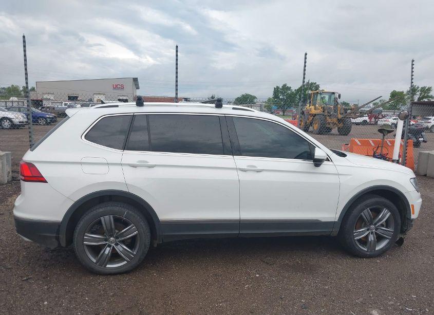Photo 14 of 2020 Volkswagen Tiguan 2.0T SE/2.0T SE R-LINE BLACK/2.0T SEL (VIN 3VV3B7AX8LM015053)