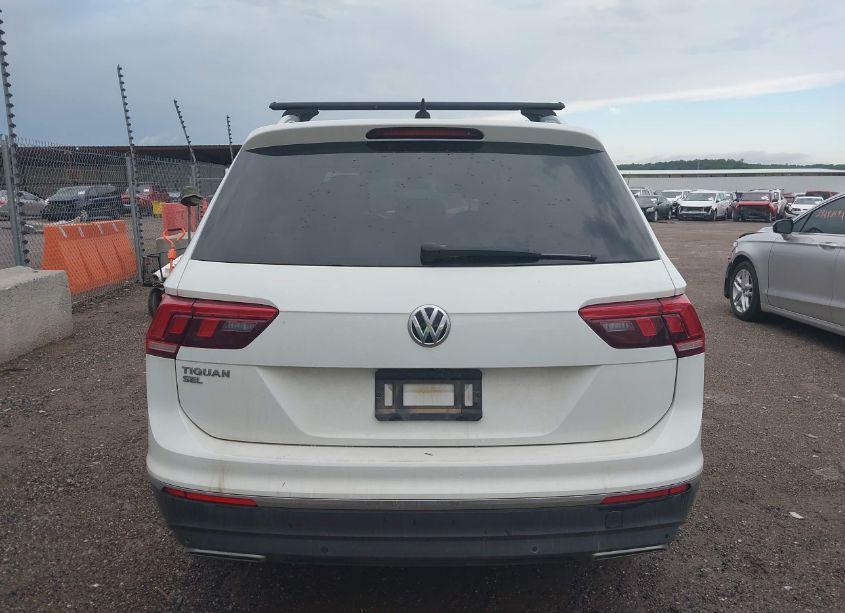 Photo 17 of 2020 Volkswagen Tiguan 2.0T SE/2.0T SE R-LINE BLACK/2.0T SEL (VIN 3VV3B7AX8LM015053)