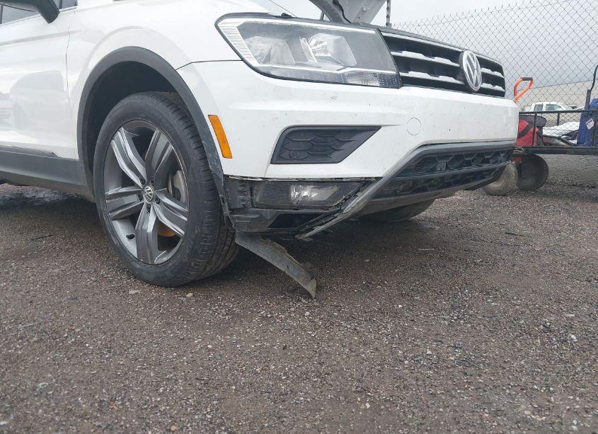 Photo 6 of 2020 Volkswagen Tiguan 2.0T SE/2.0T SE R-LINE BLACK/2.0T SEL (VIN 3VV3B7AX8LM015053)
