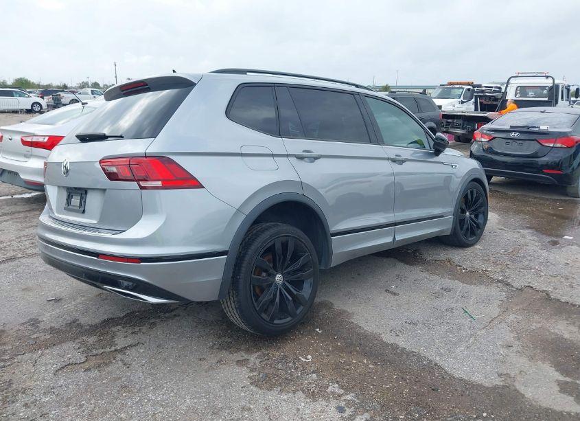 Photo 4 of 2021 Volkswagen Tiguan 2.0T SE/2.0T SE R-LINE BLACK/2.0T SEL (VIN 3VV3B7AX8MM018438)