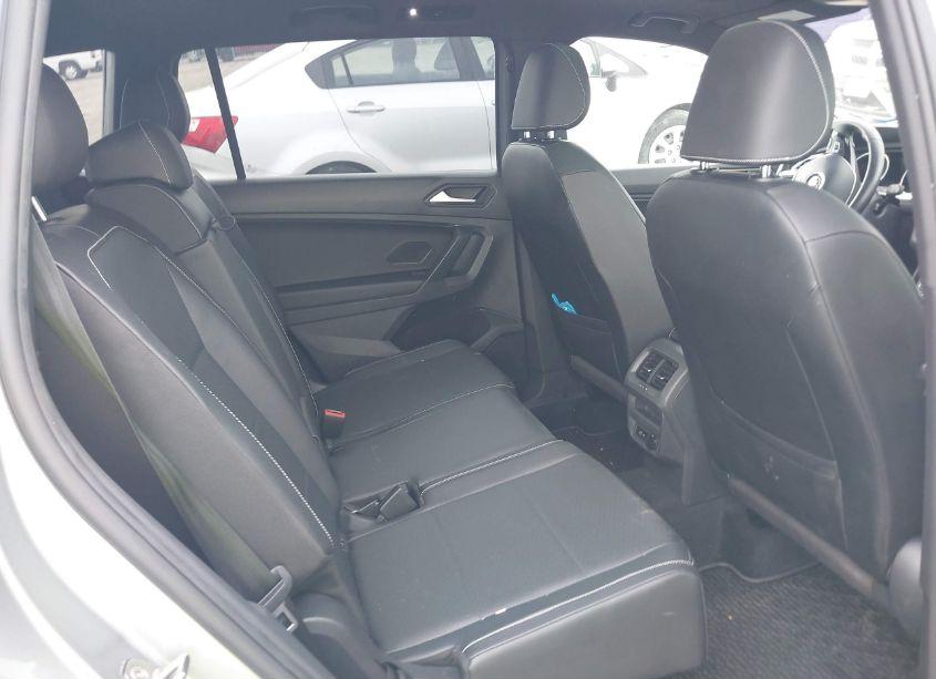 Photo 8 of 2021 Volkswagen Tiguan 2.0T SE/2.0T SE R-LINE BLACK/2.0T SEL (VIN 3VV3B7AX8MM018438)