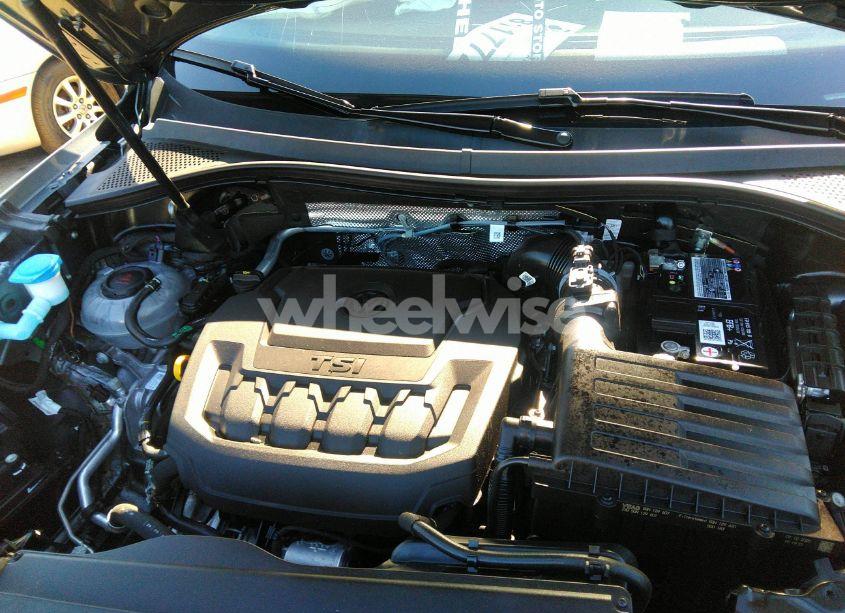 Photo 10 of 2021 Volkswagen Tiguan 2.0T SE/2.0T SE R-LINE BLACK/2.0T SEL (VIN 3VV3B7AX8MM050709)