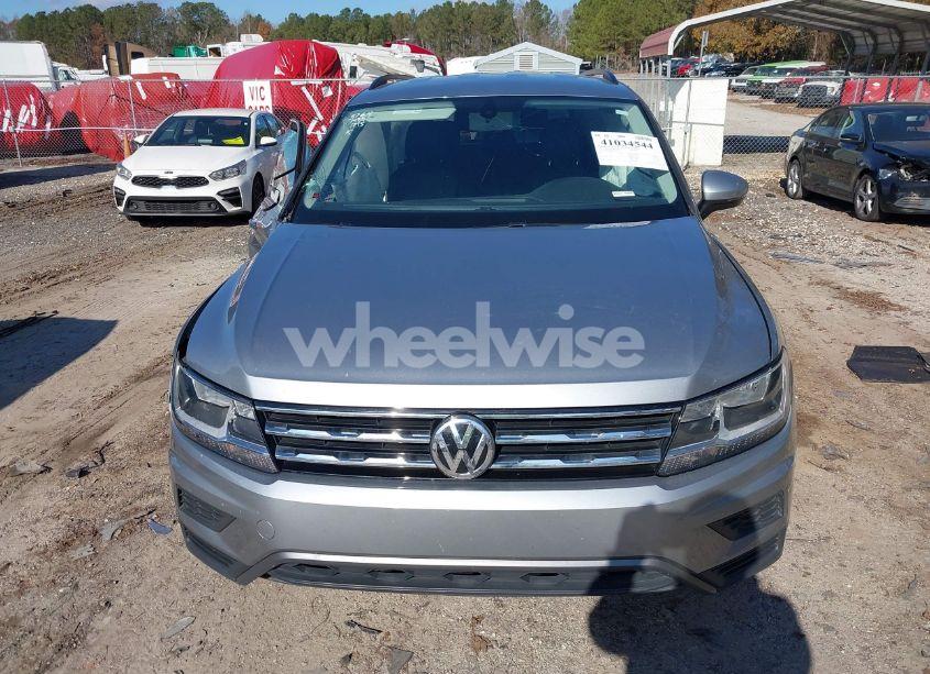 Photo 12 of 2021 Volkswagen Tiguan 2.0T SE/2.0T SE R-LINE BLACK/2.0T SEL (VIN 3VV3B7AX8MM103764)