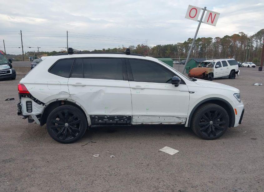 Photo 13 of 2021 Volkswagen Tiguan 2.0T SE/2.0T SE R-LINE BLACK/2.0T SEL (VIN 3VV3B7AX8MM130219)