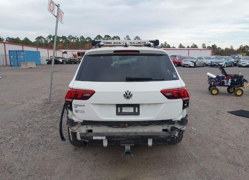 Photo 16 of 2021 Volkswagen Tiguan 2.0T SE/2.0T SE R-LINE BLACK/2.0T SEL (VIN 3VV3B7AX8MM130219)