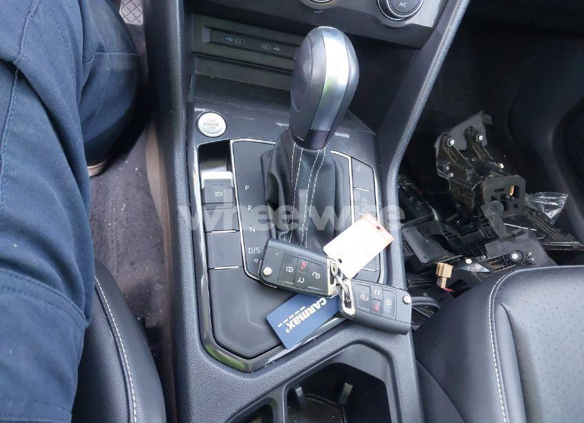 Photo 11 of 2021 Volkswagen Tiguan 2.0T SE/2.0T SE R-LINE BLACK/2.0T SEL (VIN 3VV3B7AX8MM158344)