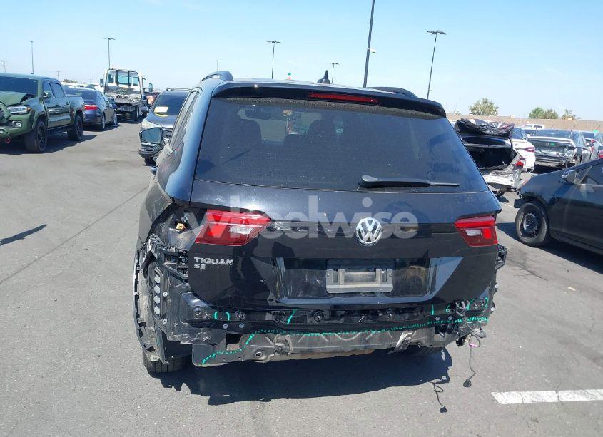 Photo 6 of 2021 Volkswagen Tiguan 2.0T SE/2.0T SE R-LINE BLACK/2.0T SEL (VIN 3VV3B7AX8MM158344)