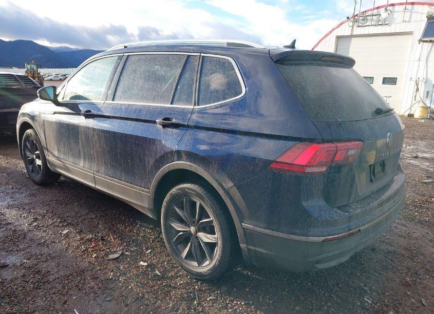 Photo 3 of 2022 Volkswagen Tiguan 2.0T SE (VIN 3VV3B7AX8NM135759)
