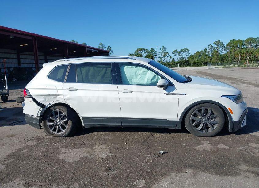 Photo 14 of 2023 Volkswagen Tiguan 2.0T SE (VIN 3VV3B7AX8PM113103)