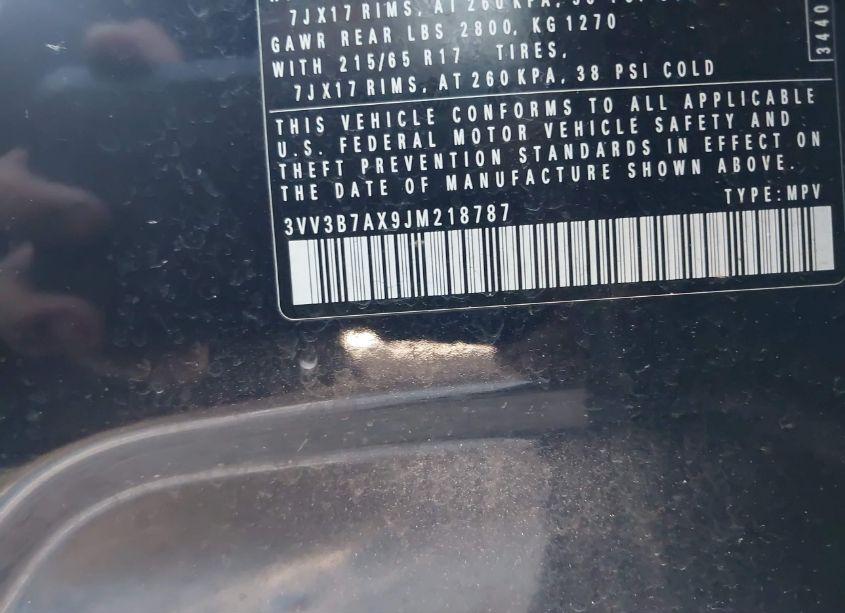 Photo 9 of 2018 Volkswagen Tiguan 2.0T SE/2.0T SEL (VIN 3VV3B7AX9JM218787)