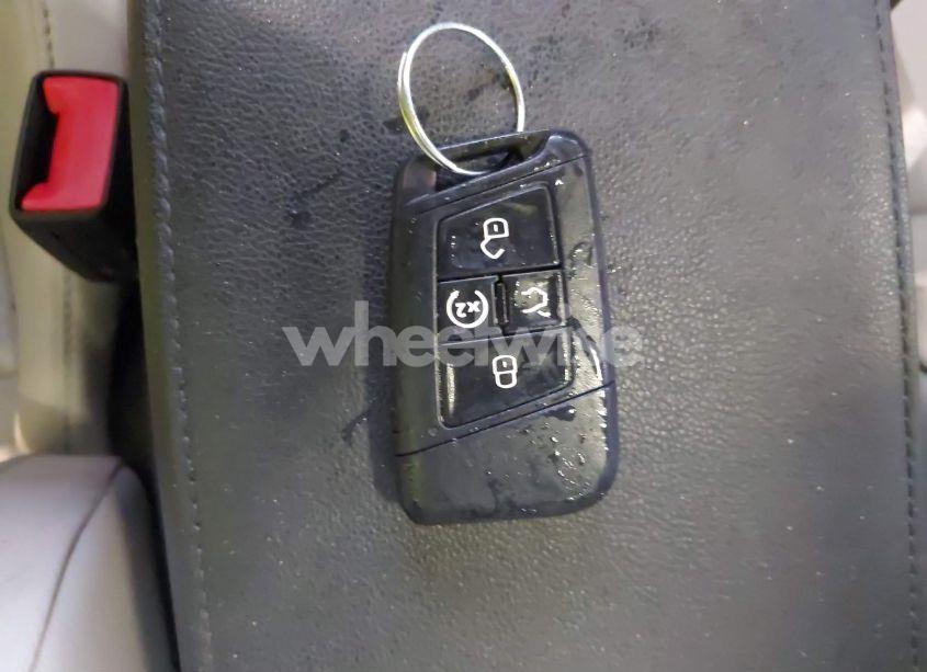 Photo 11 of 2019 Volkswagen Tiguan 2.0T SE/2.0T SEL/2.0T SEL R-LINE/2.0T SEL R-LINE BLACK (VIN 3VV3B7AX9KM030028)