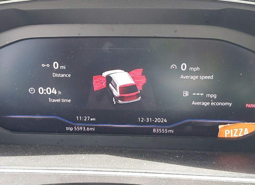 Photo 15 of 2019 Volkswagen Tiguan 2.0T SE/2.0T SEL/2.0T SEL R-LINE/2.0T SEL R-LINE BLACK (VIN 3VV3B7AX9KM134454)